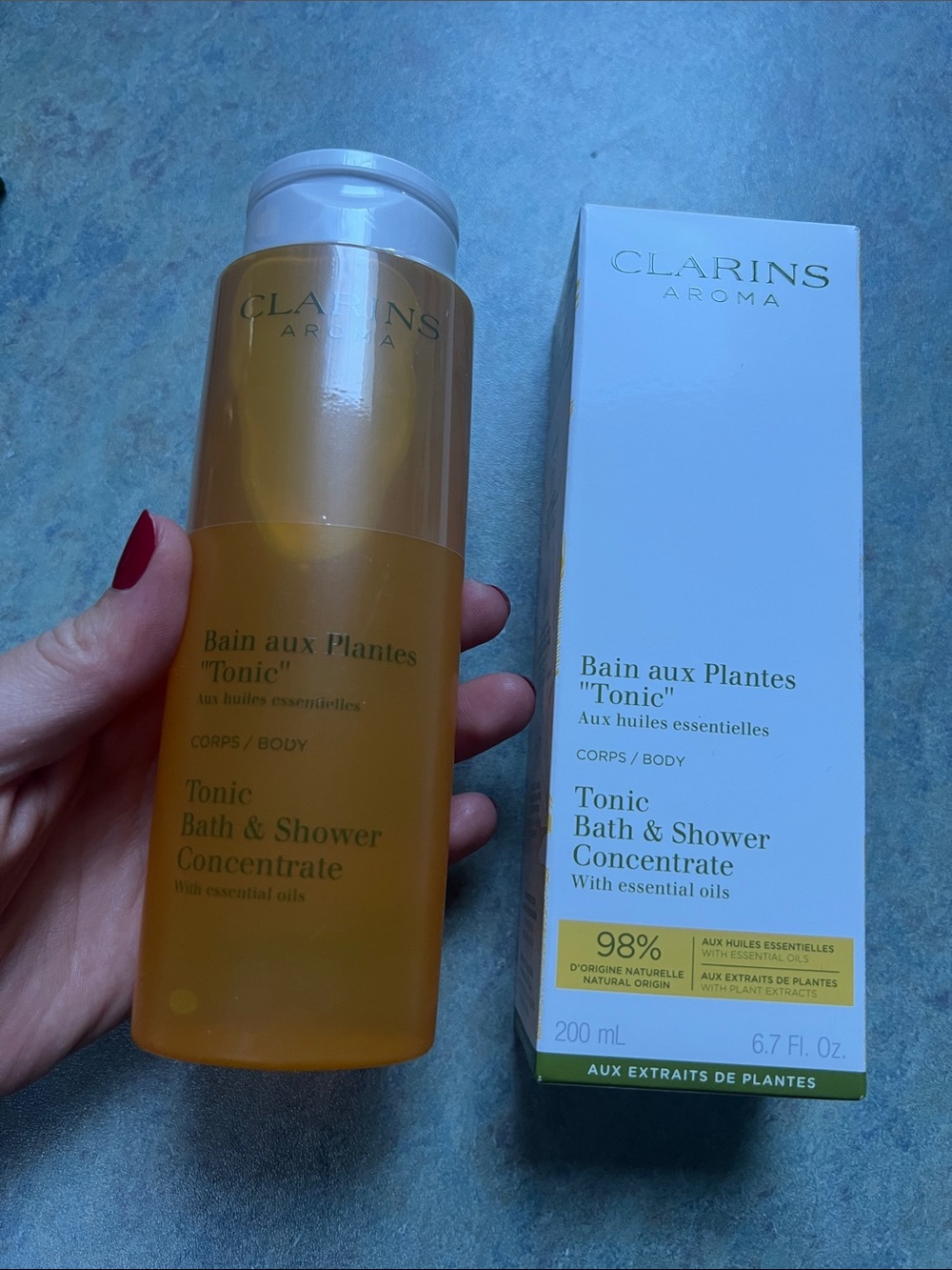 Clarins Tonic Bath & Shower Concentrate- shower gel